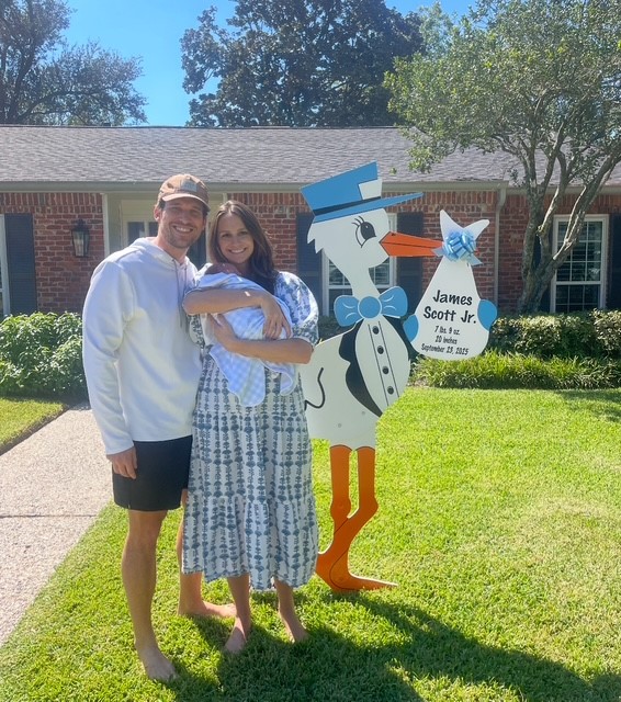 New Baby Announcement Yard Sign in Briargrove Park, Texas