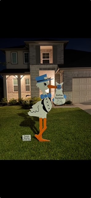 New Baby Announcement Yard Sign in Hockley, Texas
